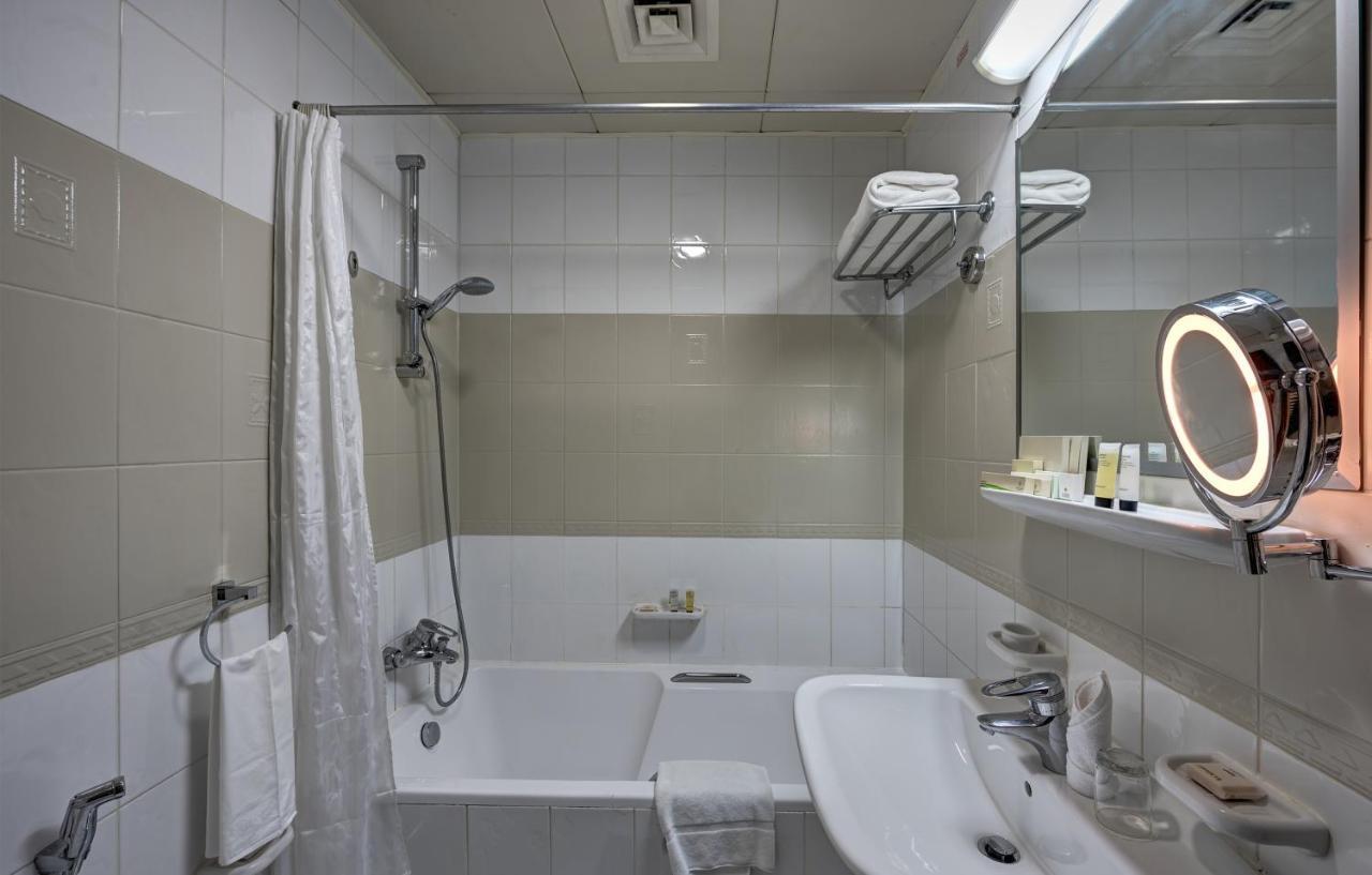อัล นาคีล โฮเต็ล อพาร์ตเมนต์ บาย มูรูญ กลอเรีย Aparthotel อาบูดาบี ภายนอก รูปภาพ