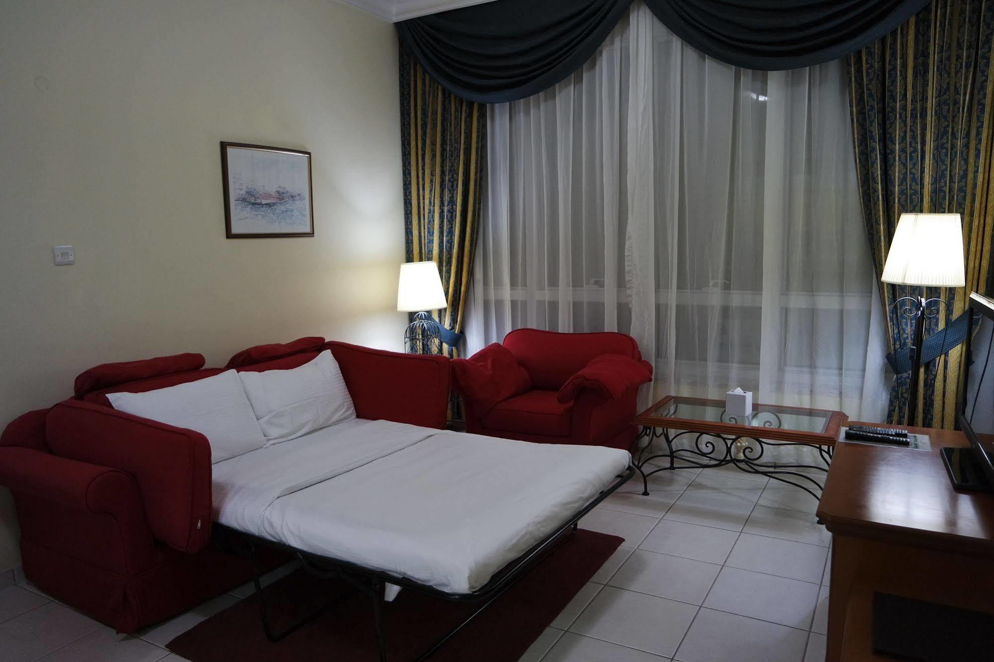 อัล นาคีล โฮเต็ล อพาร์ตเมนต์ บาย มูรูญ กลอเรีย Aparthotel อาบูดาบี ภายนอก รูปภาพ